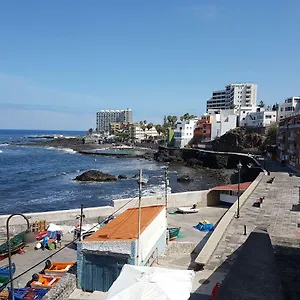https://2-bedroom-with-fantastic-view-and-roof-terrace-by.in-canary-islands.com